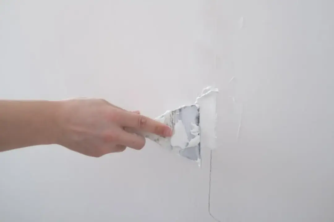 Questions to Ask Before Hiring a Painter and Decorator